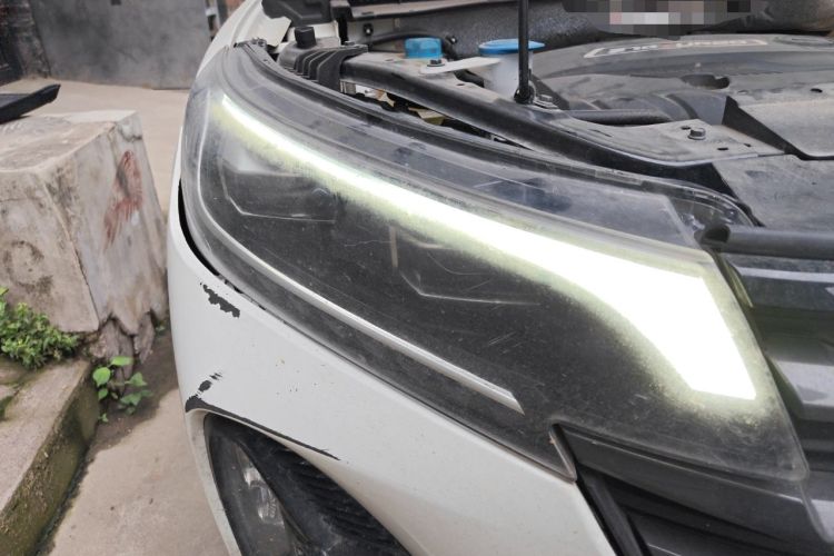 Used GAC Trumpchi GS4 2021 270T Automatic Tech Luxury Edition Right Front Headlight