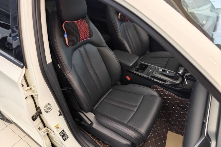 Used GAC Trumpchi GS4 2021 270T Automatic Smart Connectivity Technology Edition Right Front Seat