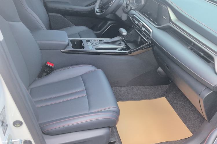 Used GAC Trumpchi GS4 2021 270T Automatic Elite Tech Edition Right Front Seat