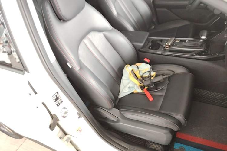 Used GAC Trumpchi GS4 2021 270T Automatic Elite Tech Edition Right Front Seat