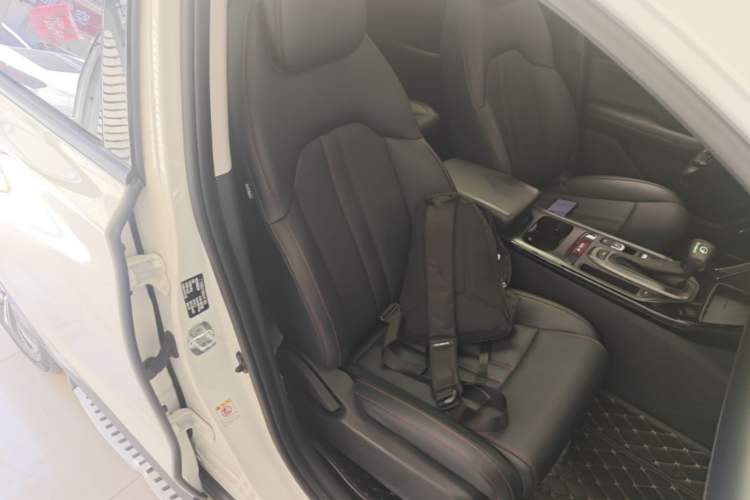 Used GAC Trumpchi GS4 2021 270T Automatic Smart Connectivity Technology Edition Right Front Seat
