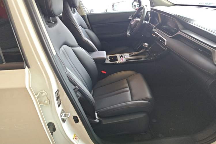 Used GAC Trumpchi GS4 2021 270T Automatic Elite Tech Edition Right Front Seat