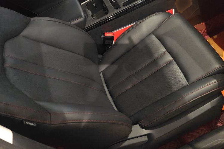 Used GAC Trumpchi GS4 2021 270T Automatic Elite Tech Edition Right Front Seat