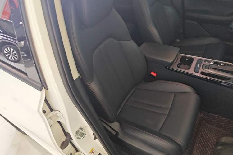 Used GAC Trumpchi GS4 2021 270T Automatic Elite Tech Edition Right Front Seat