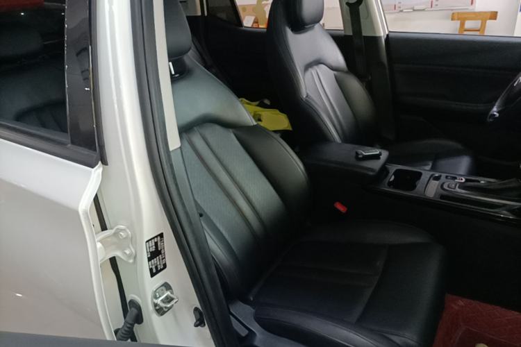 Used GAC Trumpchi GS4 2021 270T Automatic Elite Tech Edition Right Front Seat
