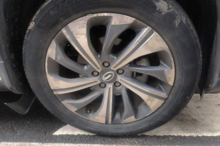 Used GAC Trumpchi GS4 2021 270T Automatic Smart Connectivity Technology Edition Right Front Wheel Hub