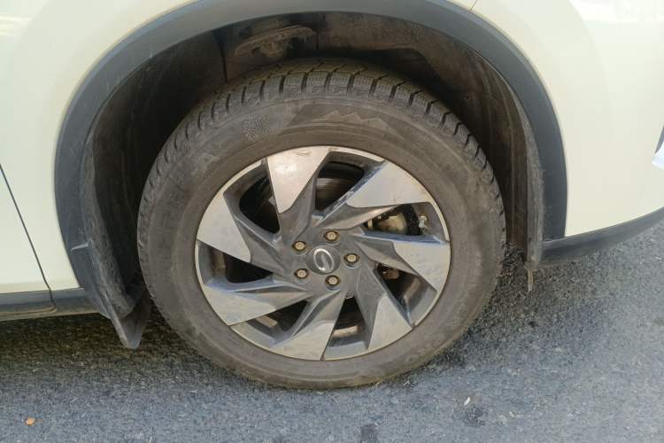Used GAC Trumpchi GS4 2021 270T Manual Comfort Edition Right Front Wheel Hub