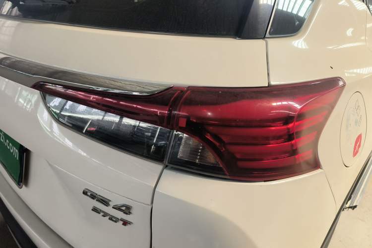 Used GAC Trumpchi GS4 2021 270T Automatic Elite Tech Edition Right Rear Taillight