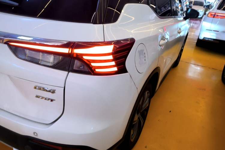 Used GAC Trumpchi GS4 2021 270T Automatic Smart Connectivity Technology Edition Right Rear Taillight