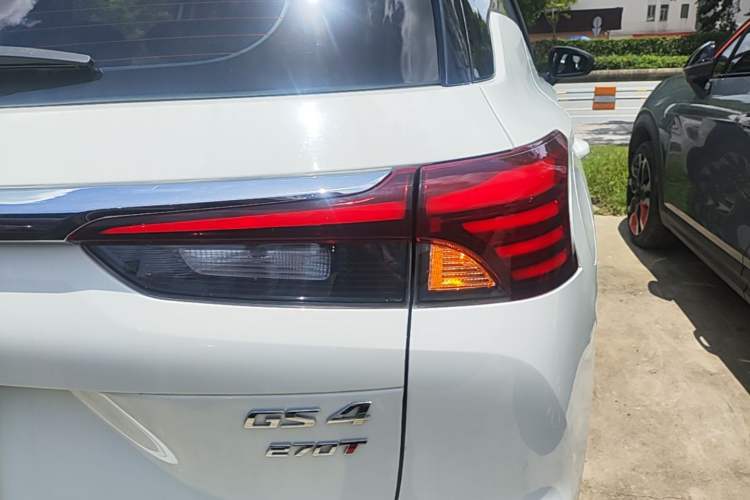 Used GAC Trumpchi GS4 2021 270T Automatic Elite Tech Edition Right Rear Taillight