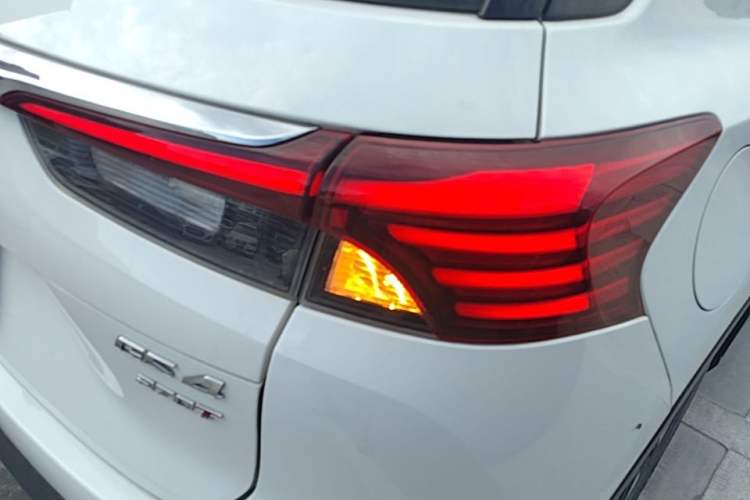 Used GAC Trumpchi GS4 2021 270T DCT Elite Edition Right Rear Taillight