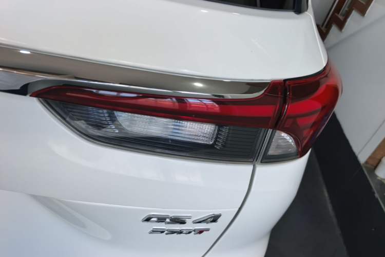 Used GAC Trumpchi GS4 2021 270T Automatic Smart Connectivity Technology Edition Right Rear Taillight