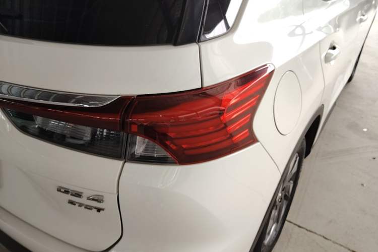 Used GAC Trumpchi GS4 2021 270T Automatic Elite Tech Edition Right Rear Taillight