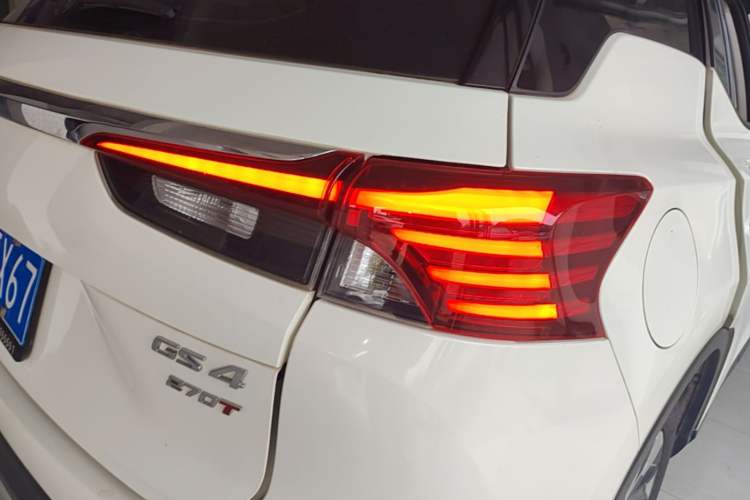 Used GAC Trumpchi GS4 2021 270T Automatic Elite Tech Edition Right Rear Taillight
