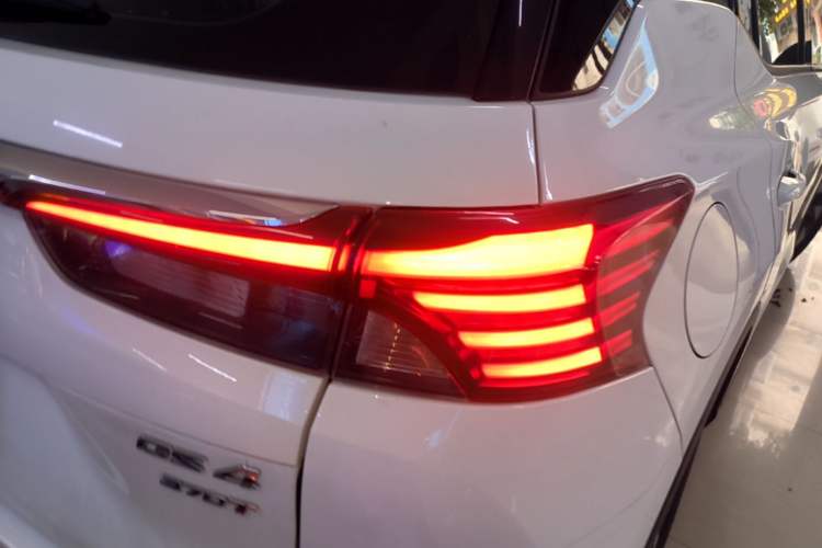Used GAC Trumpchi GS4 2021 270T Automatic Elite Tech Edition Right Rear Taillight