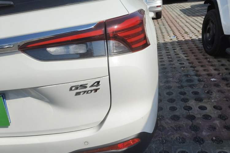 Used GAC Trumpchi GS4 2021 270T Automatic Elite Tech Edition Right Rear Taillight