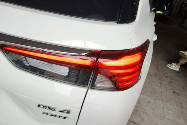 Used GAC Trumpchi GS4 2021 270T Automatic Elite Tech Edition Right Rear Taillight