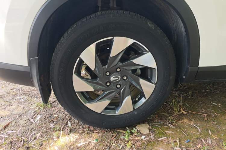 Used GAC Trumpchi GS4 2021 270T Automatic Elite Tech Edition Right Rear Wheel Hub