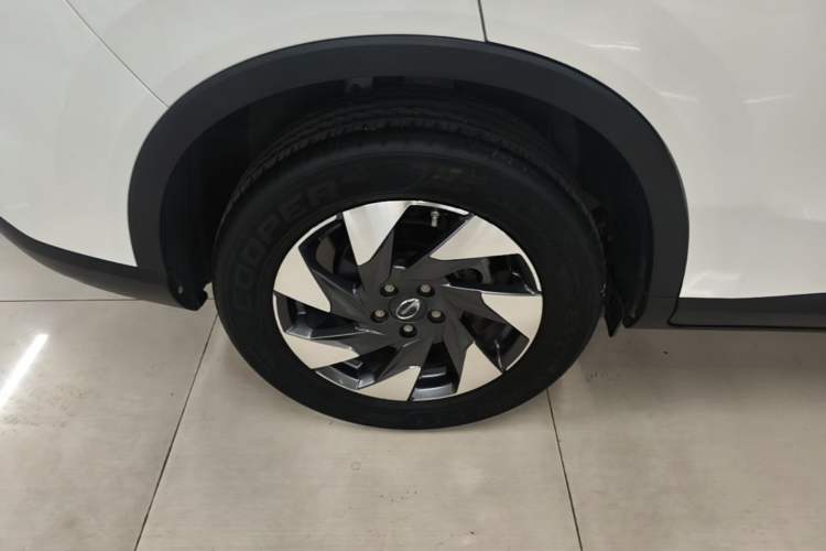 Used GAC Trumpchi GS4 2021 270T Automatic Elite Tech Edition Right Rear Wheel Hub