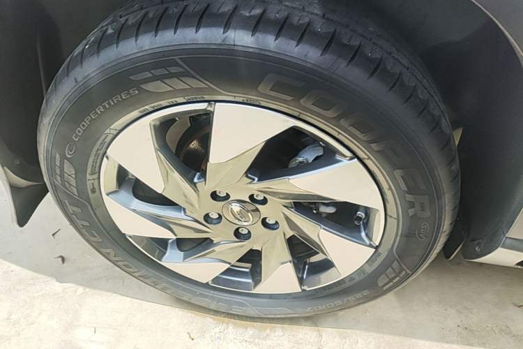 Used GAC Trumpchi GS4 2021 270T Automatic Elite Tech Edition Right Rear Wheel Hub
