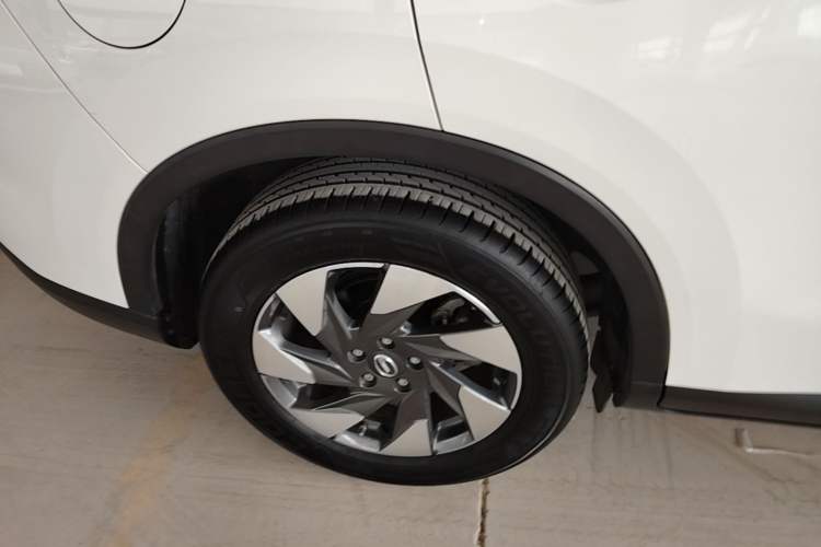Used GAC Trumpchi GS4 2021 270T Automatic Elite Tech Edition Right Rear Wheel Hub