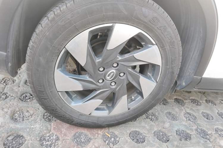 Used GAC Trumpchi GS4 2021 270T Automatic Elite Tech Edition Right Rear Wheel Hub