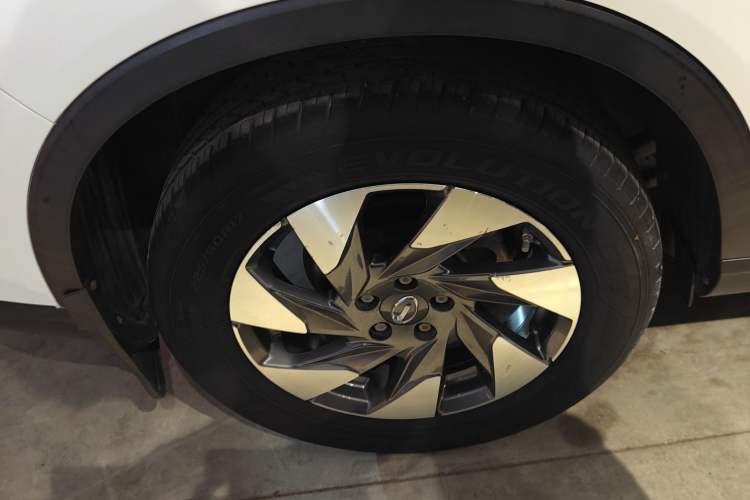 Used GAC Trumpchi GS4 2021 270T Automatic Elite Tech Edition Right Rear Wheel Hub