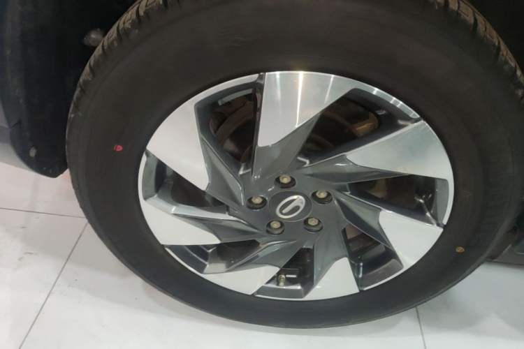 Used GAC Trumpchi GS4 2021 270T DCT Elite Edition Right Rear Wheel Hub