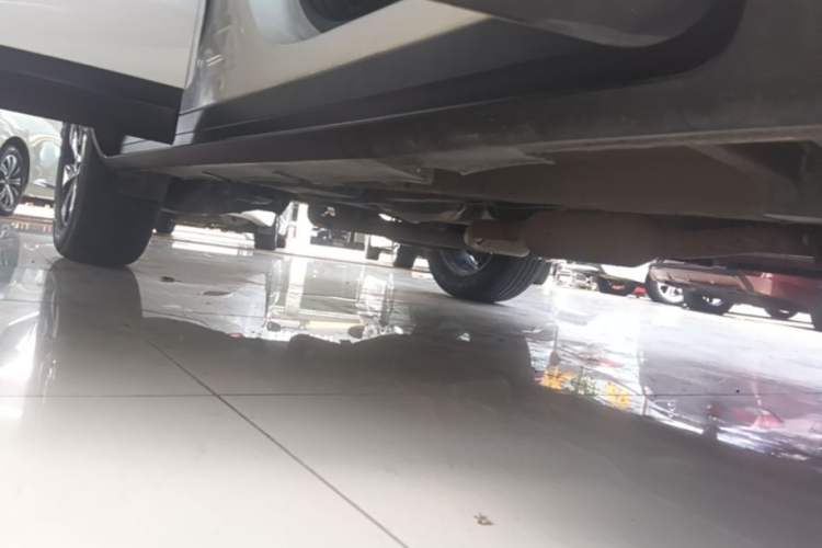 Used GAC Trumpchi GS4 2021 270T Automatic Elite Tech Edition Right Side Sill