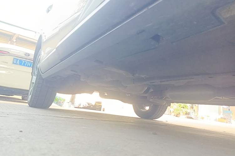 Used GAC Trumpchi GS4 2021 270T Automatic Elite Tech Edition Right Side Sill