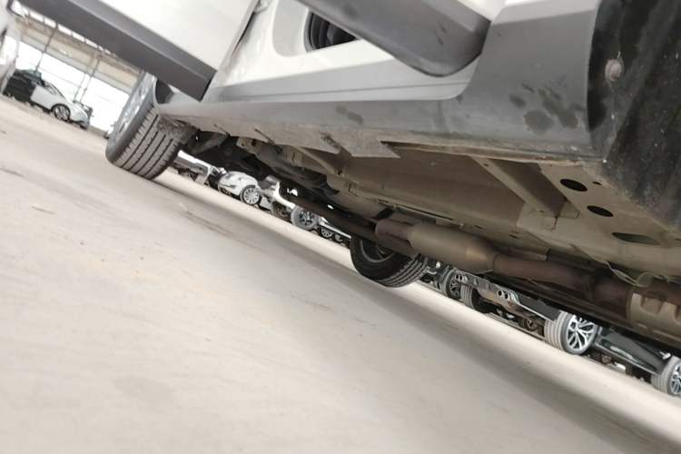 Used GAC Trumpchi GS4 2021 270T Automatic Elite Tech Edition Right Side Sill