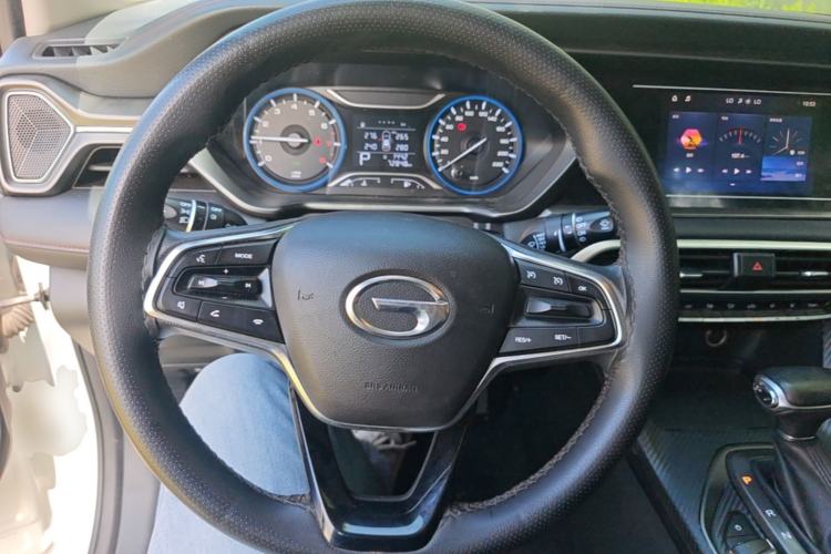 Used GAC Trumpchi GS4 2021 270T Automatic Elite Tech Edition Steering Wheel