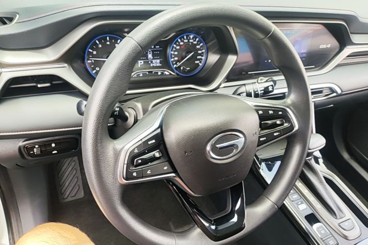 Used GAC Trumpchi GS4 2021 270T Automatic Elite Tech Edition Steering Wheel