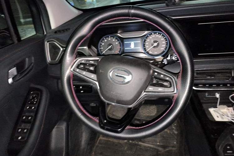 Used GAC Trumpchi GS4 2021 270T Automatic Luxury Smart Connectivity Version Steering Wheel