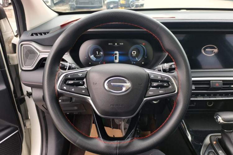 Used GAC Trumpchi GS4 2021 270T Automatic Luxury Smart Connectivity Version Steering Wheel
