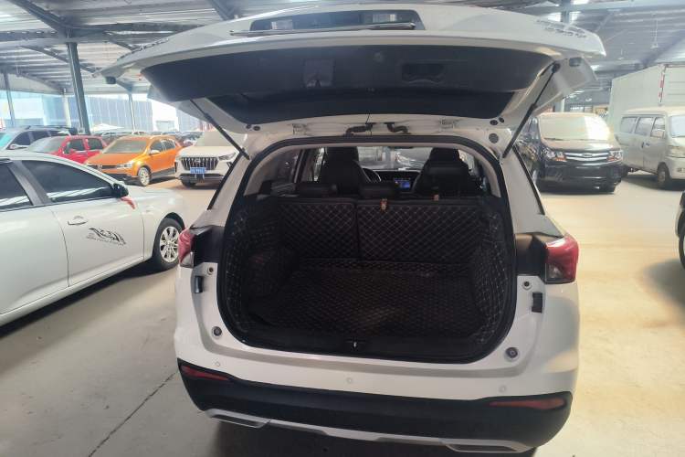 Used GAC Trumpchi GS4 2021 270T Automatic Elite Tech Edition Trunk