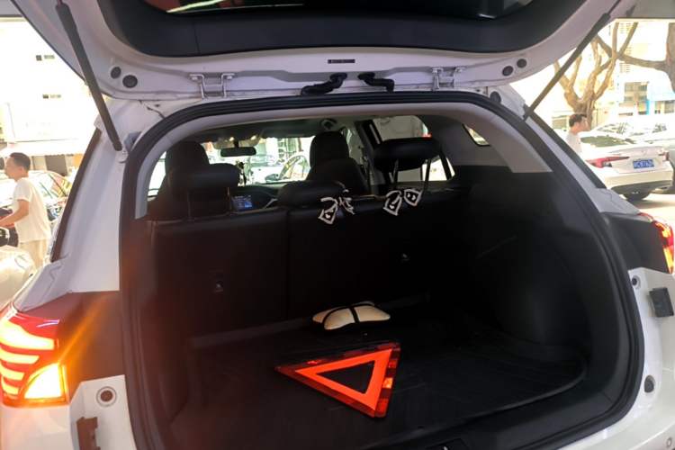 Used GAC Trumpchi GS4 2021 270T Automatic Elite Tech Edition Trunk