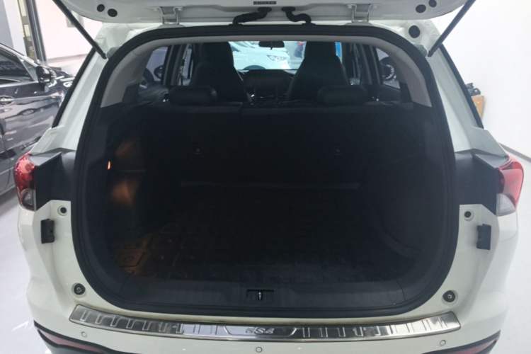 Used GAC Trumpchi GS4 2021 270T Automatic Elite Tech Edition Trunk