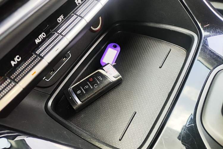 Used GAC Trumpchi GS4 2021 270T Automatic Elite Tech Edition Vehicle Key