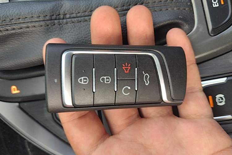 Used GAC Trumpchi GS4 2021 270T DCT Elite Edition Vehicle Key
