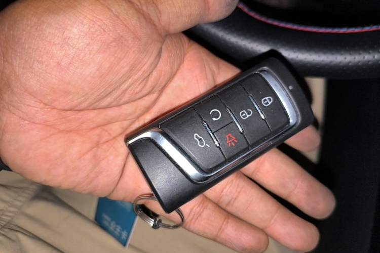 Used GAC Trumpchi GS4 2021 270T Automatic Luxury Smart Connectivity Version Vehicle Key
