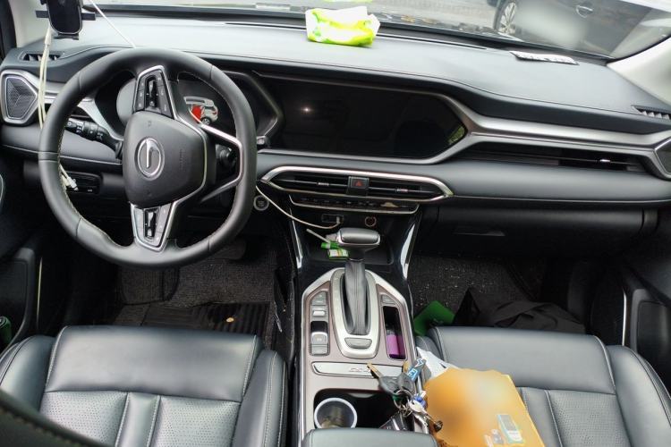 Used GAC Trumpchi GS4 2022 270T Automatic Smart Drive Technology Edition Center Console