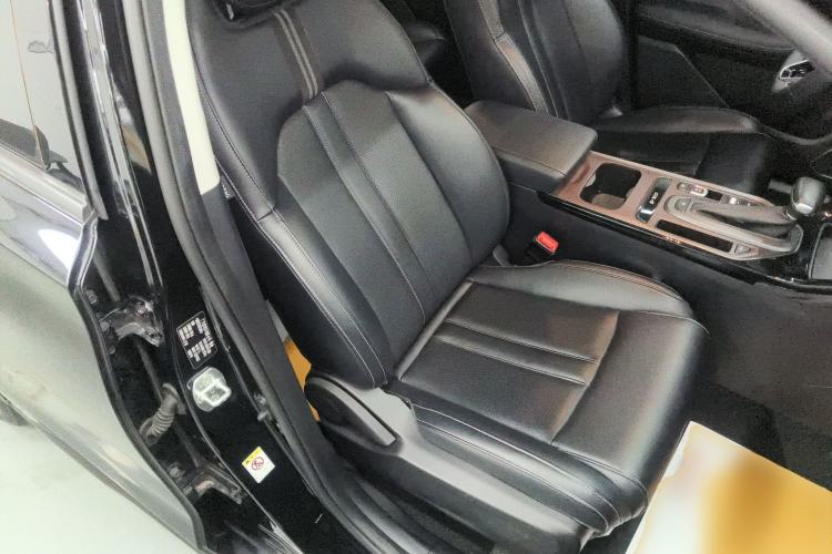 Used GAC Trumpchi GS4 2022 270T Automatic Smart Drive Technology Edition Right Front Seat