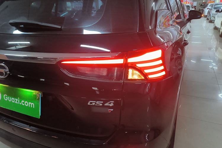 Used GAC Trumpchi GS4 2022 270T Automatic Smart Drive Technology Edition Right Rear Taillight