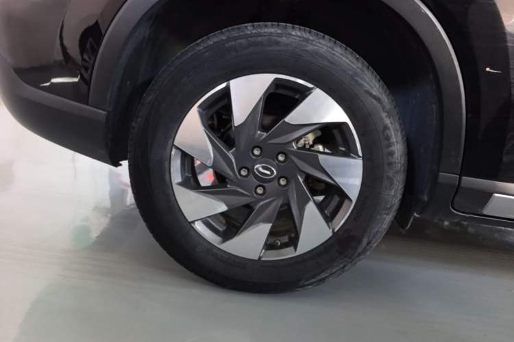 Used GAC Trumpchi GS4 2022 270T Automatic Smart Drive Navigation Edition Right Rear Wheel Hub