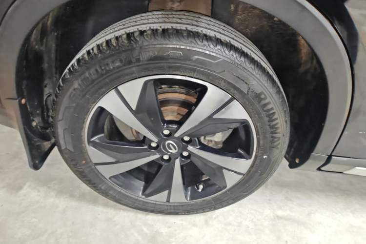 Used GAC Trumpchi GS4 2022 270T Automatic Smart Drive Technology Edition Right Rear Wheel Hub