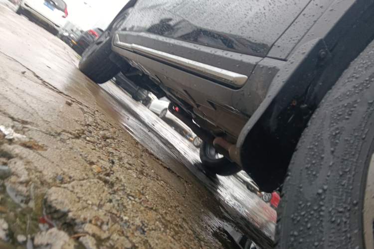 Used GAC Trumpchi GS4 2022 270T Automatic Smart Drive Technology Edition Right Side Sill