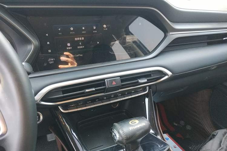 Used GAC Trumpchi GS4 2022 270T Automatic Smart Drive Flagship Edition Audio And AC Panel