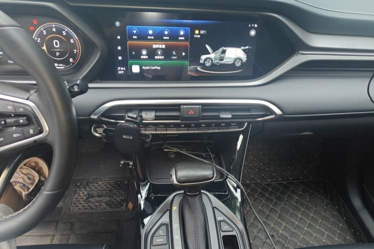 Used GAC Trumpchi GS4 2022 270T Automatic Smart Drive Technology Edition Audio And AC Panel