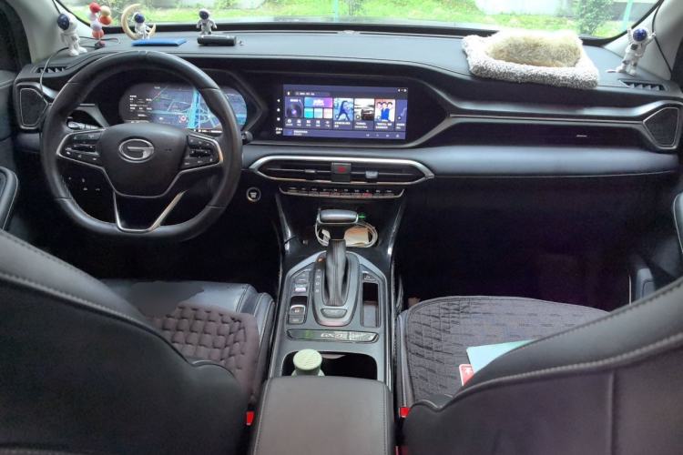 Used GAC Trumpchi GS4 2022 270T Automatic Smart Drive Technology Edition Center Console